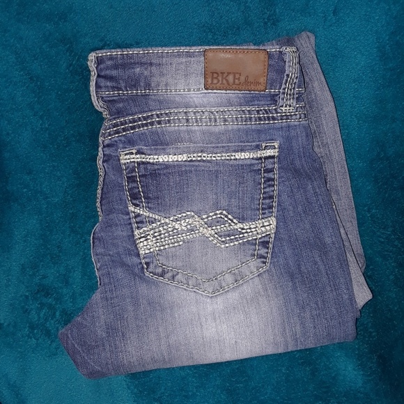 Jeans - Picture 2 of 3